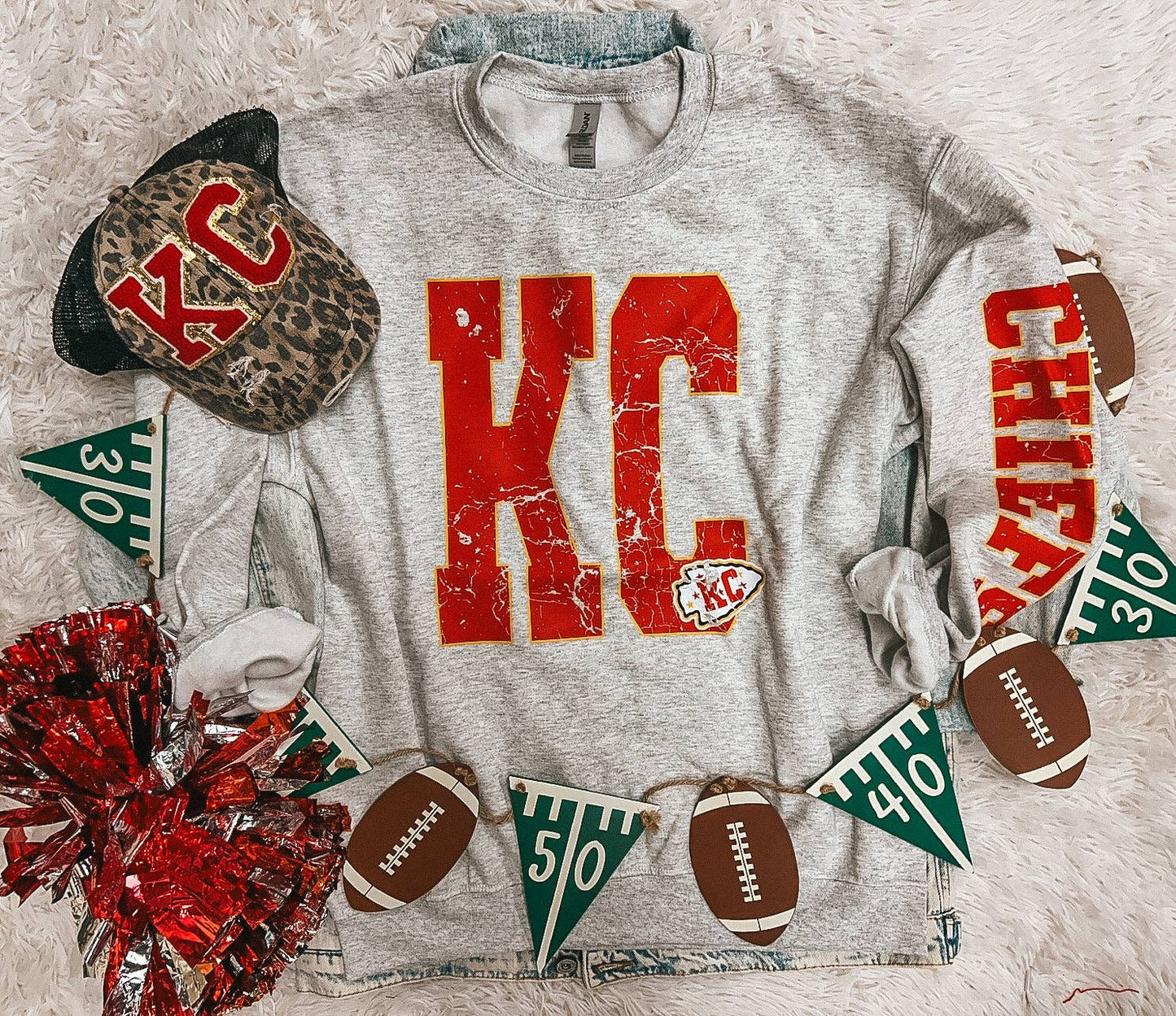 KC CHIEFS SLEEVE SWEATSHIRT