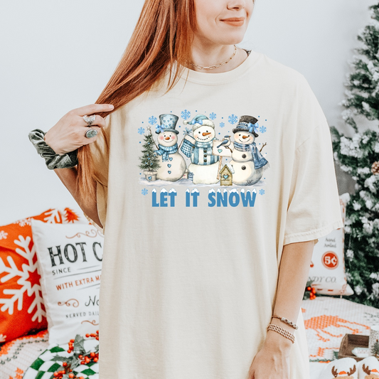 Let It Snow Graphic Tee